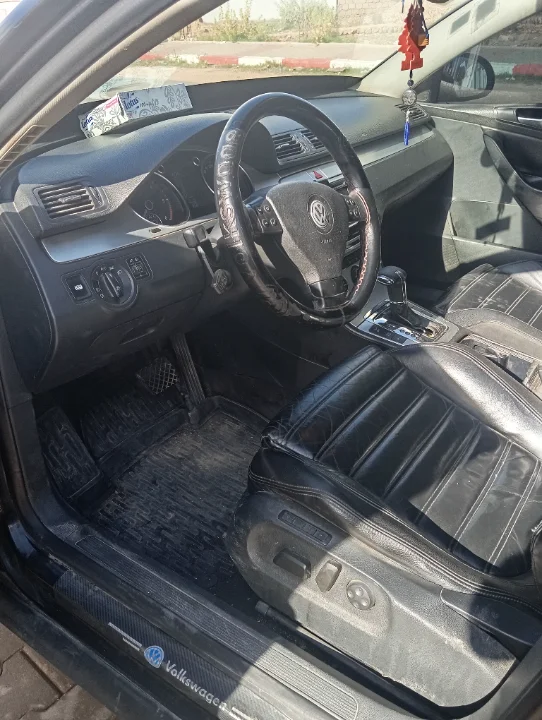 Volkswagen Passat - Photo 6