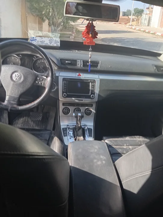 Volkswagen Passat - Photo 5