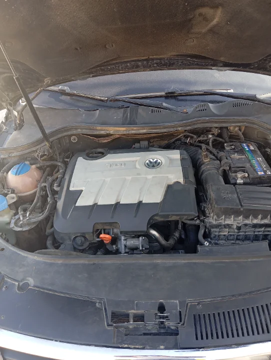 Volkswagen Passat - Photo 2