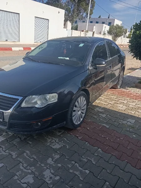 Volkswagen Passat 2009 Diesel 300 km Sidi bouzid