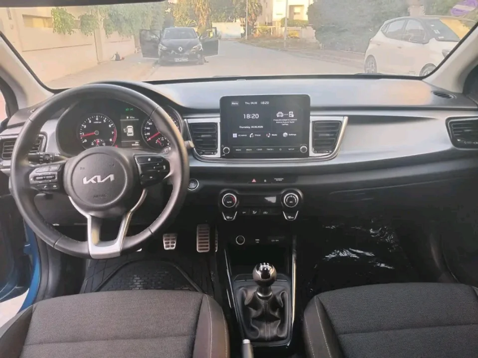 Kia RIO - Photo 10