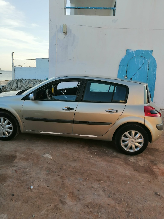 Renault Megane - Photo 10