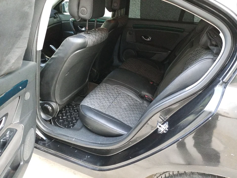 Renault Laguna - Photo 7