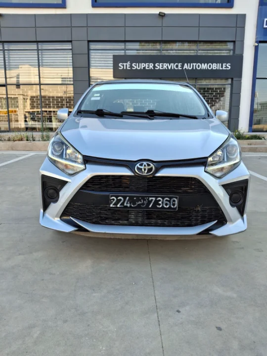 Toyota Yaris - Photo 9
