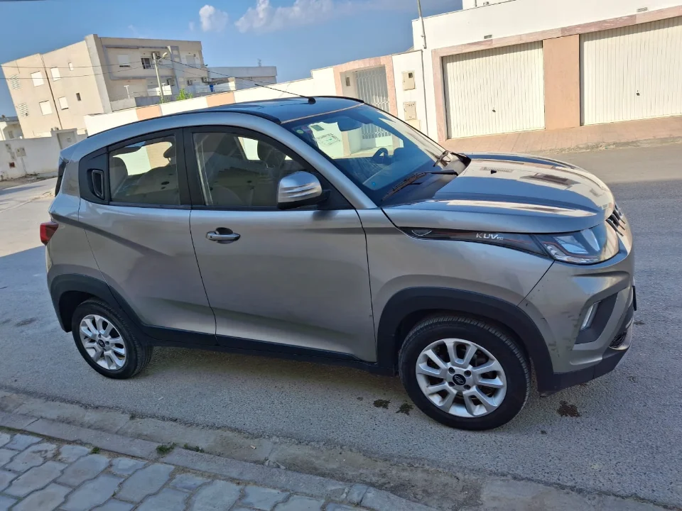 Mahindra KUV 100 - Photo 10