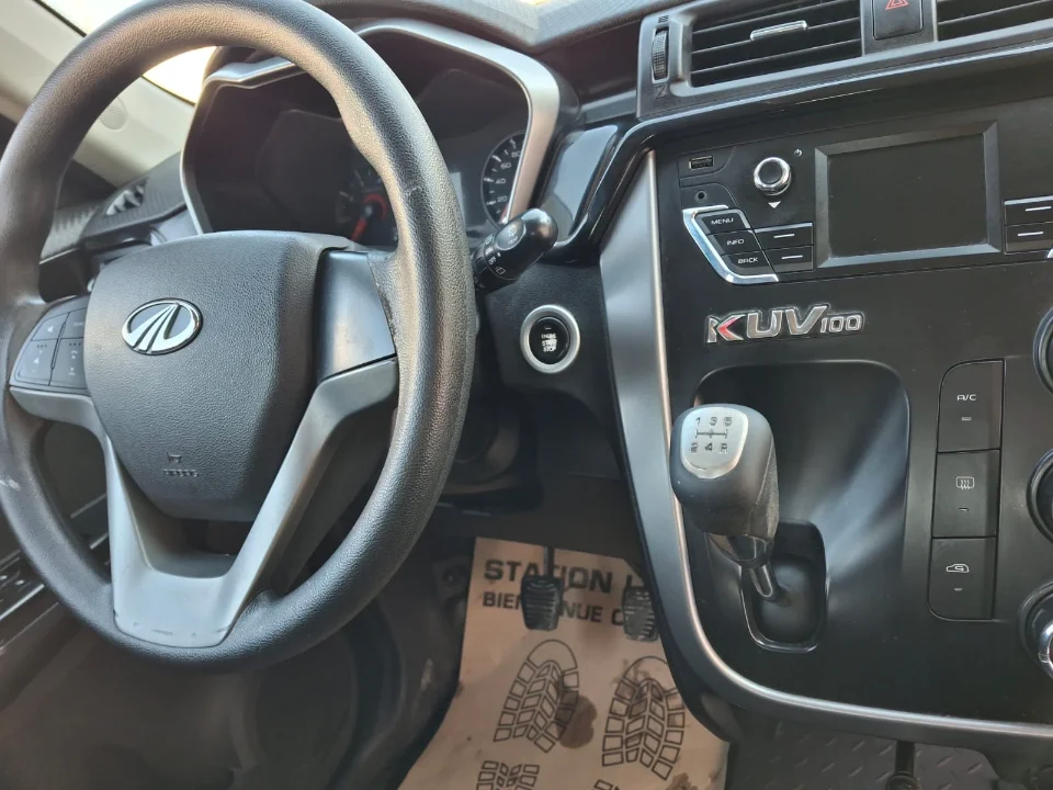 Mahindra KUV 100 - Photo 8