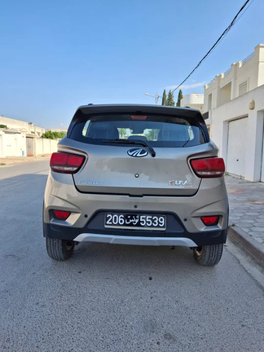 Mahindra KUV 100 - Photo 6