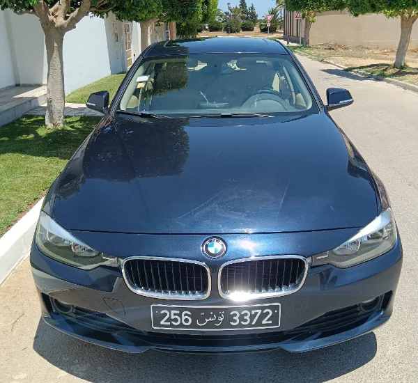 Bmw 320 - Bmw 320 2012 Essence 160 000 km Sousse