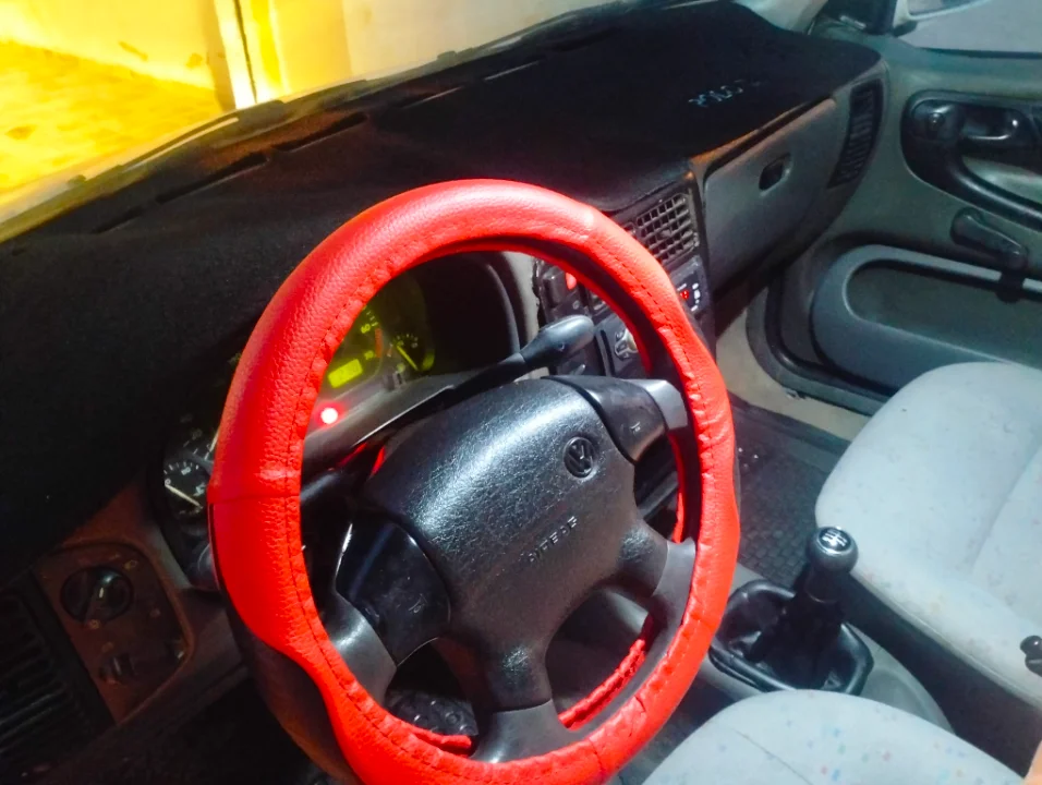 Volkswagen Polo - Photo 4