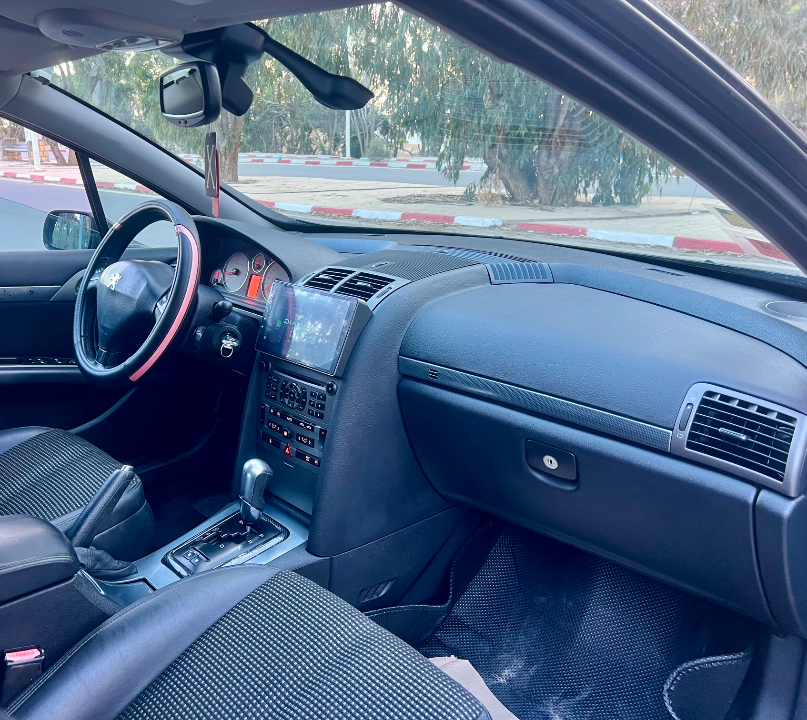 Peugeot 407 - Photo 8