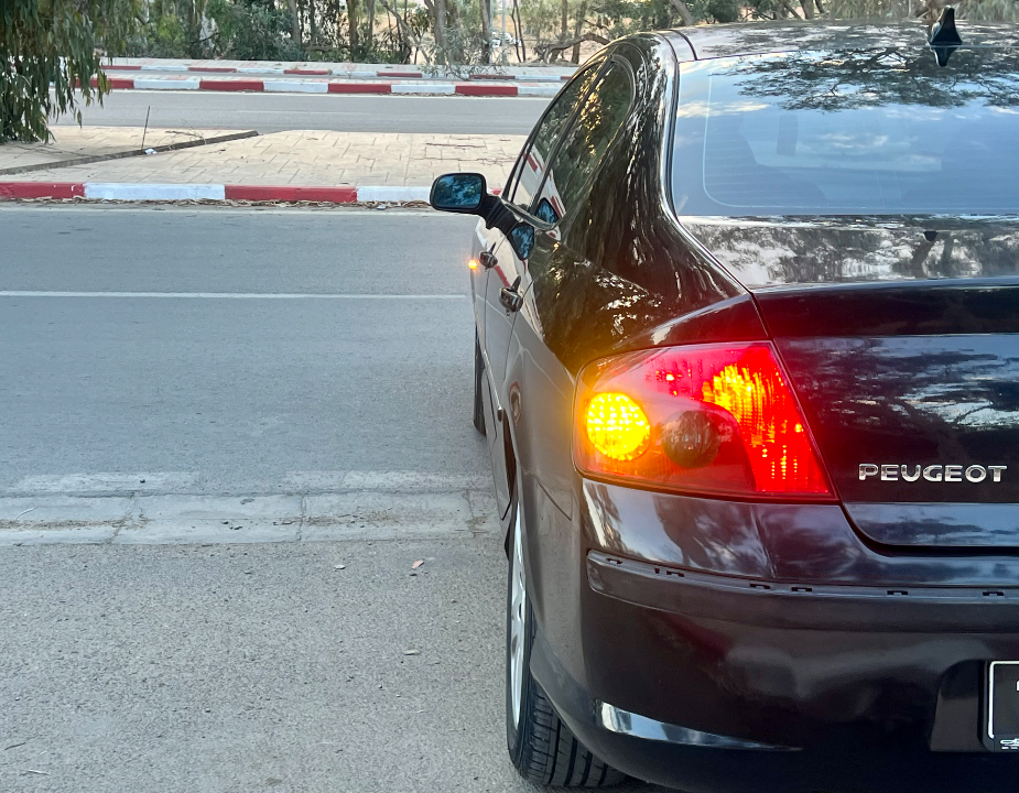 Peugeot 407 - Photo 3
