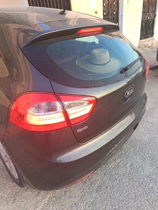 Kia RIO - Photo 9