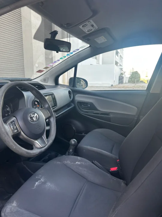 Toyota Yaris - Photo 6