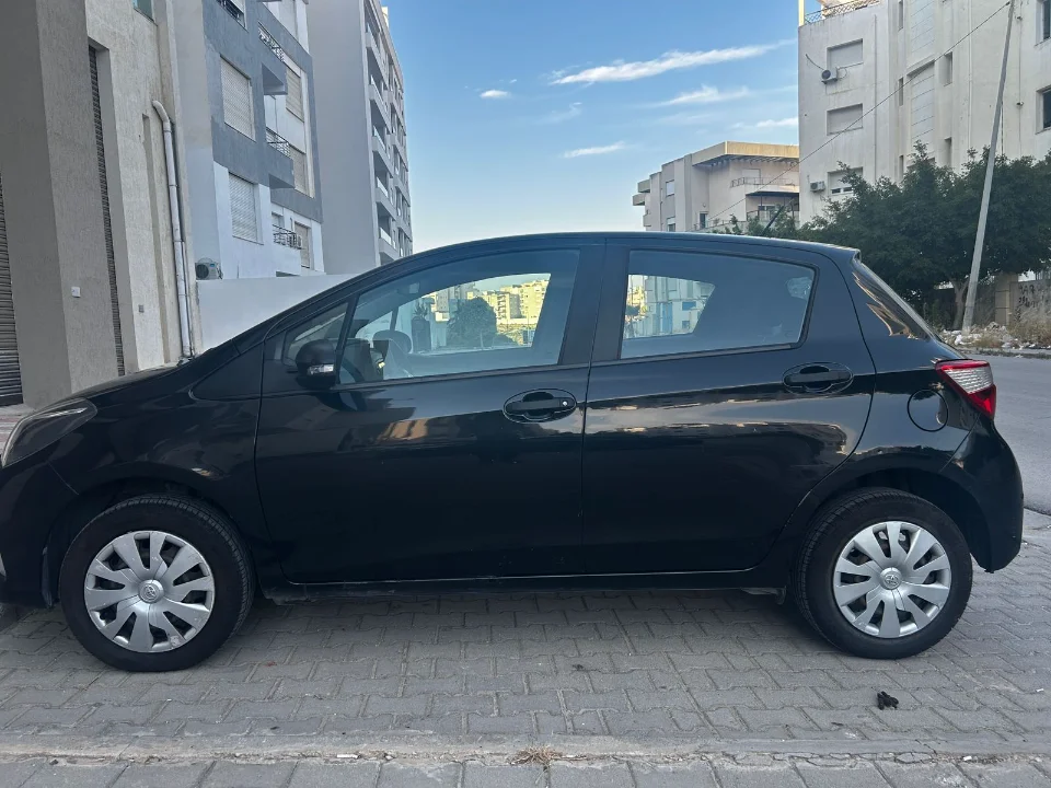 Toyota Yaris - Photo 5