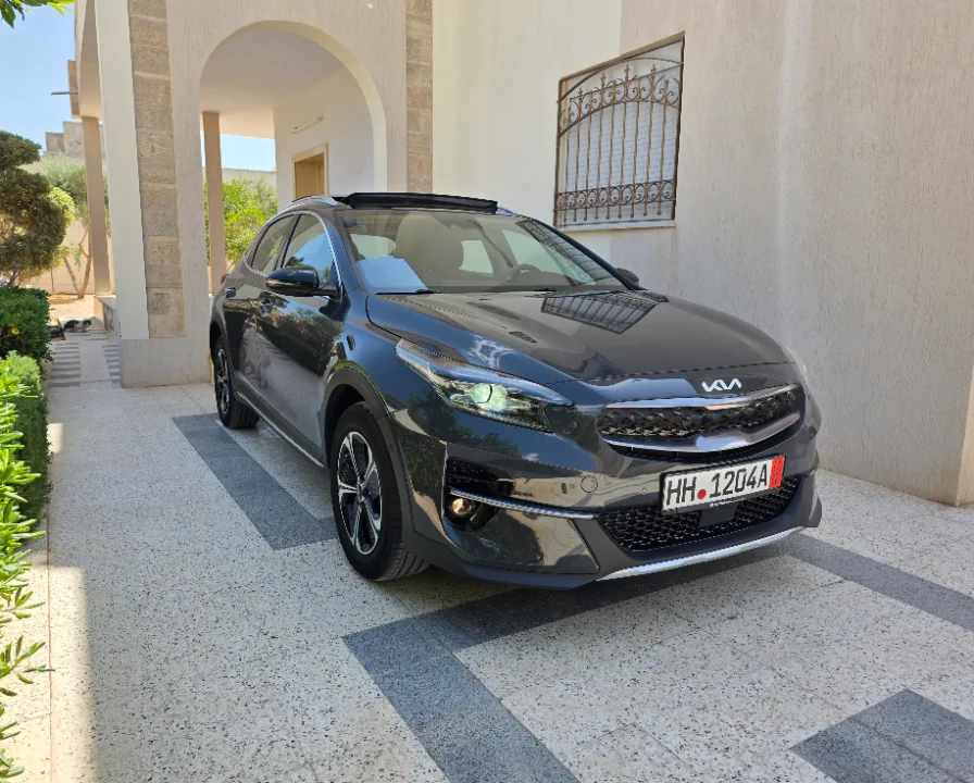 Kia XCEEED - Photo 11