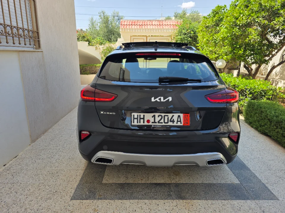 Kia XCEEED - Photo 9