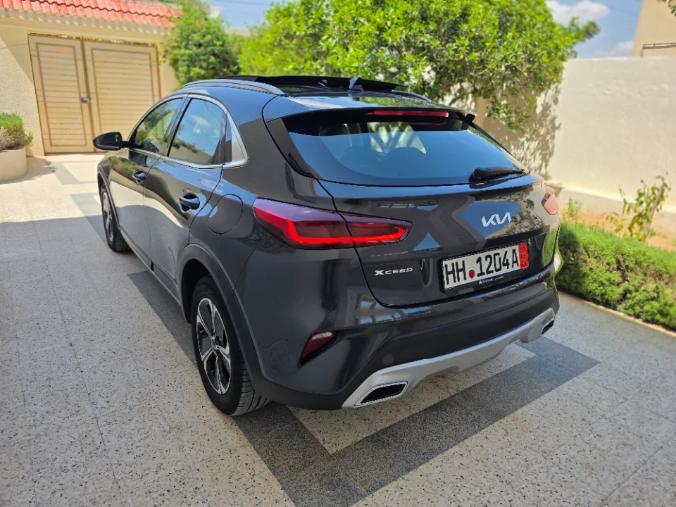 Kia XCEEED - Photo 8