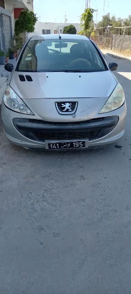 Peugeot 206 - Peugeot 206 2009 Essence 250 000 km Tunis