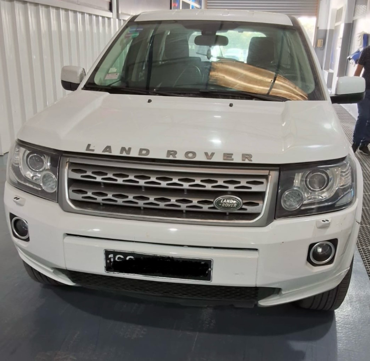 Land rover FREELANDER - Photo 8