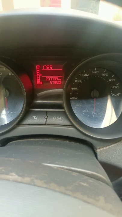 Seat Ibiza - Photo 5