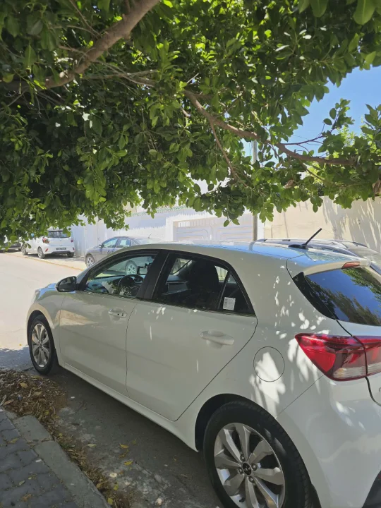 Kia RIO - Photo 7