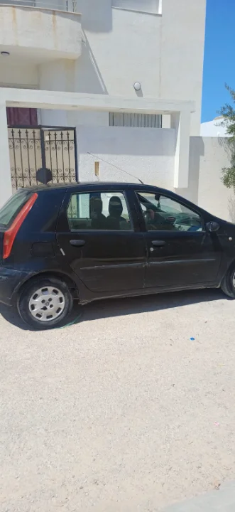Fiat PUNTO - Photo 5