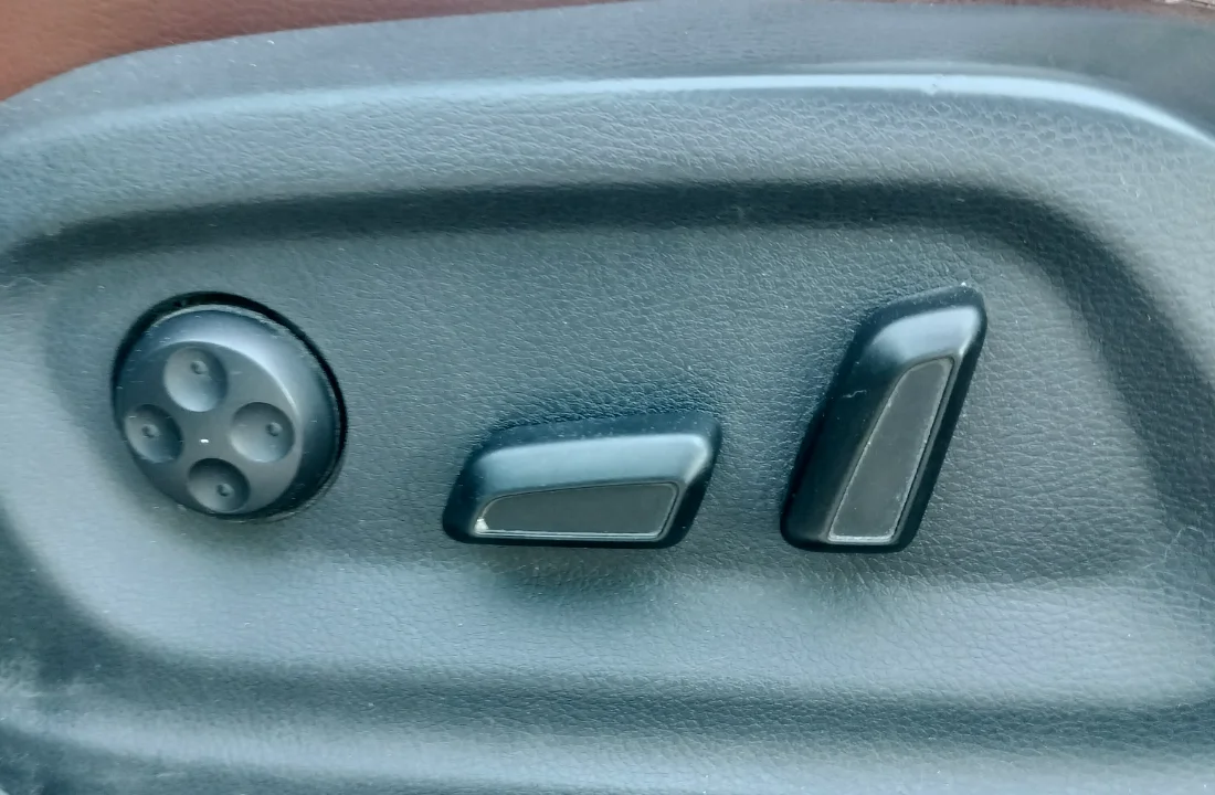 Volkswagen Tiguan - Photo 6