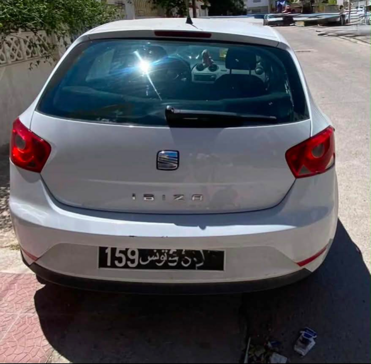 Seat Ibiza - Photo 5