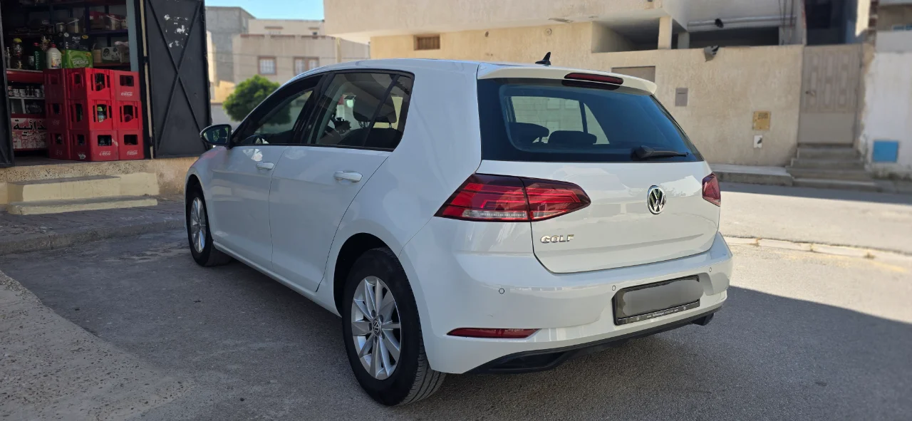 Volkswagen Golf - Photo 4