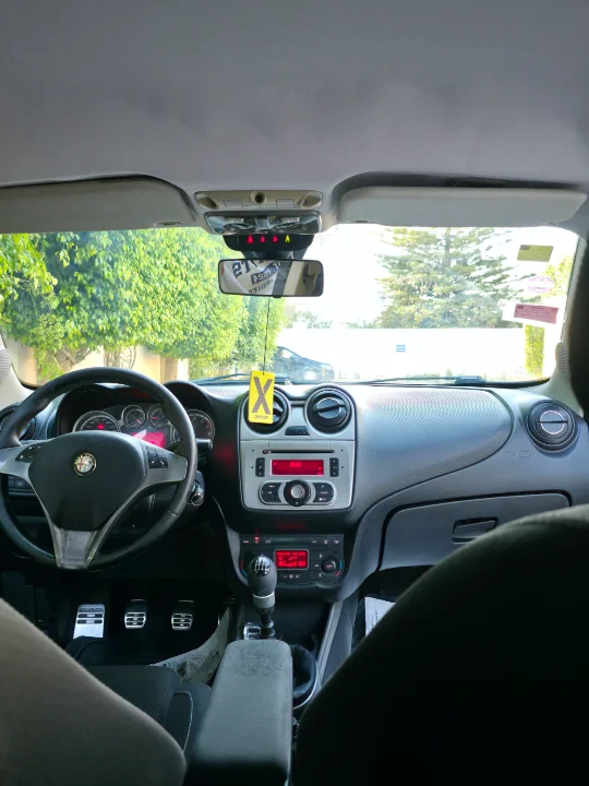 Alfa romeo MITO - Photo 2