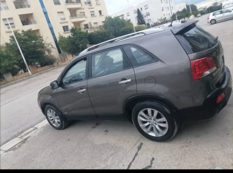 Kia SORENTO - Photo 4