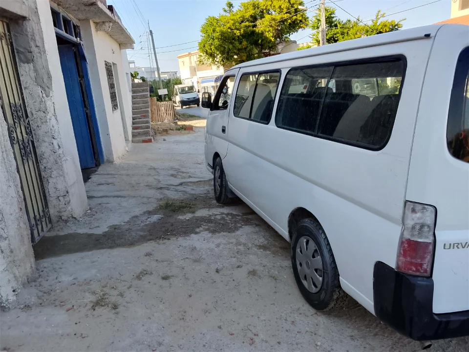 Nissan Autres - Photo 8