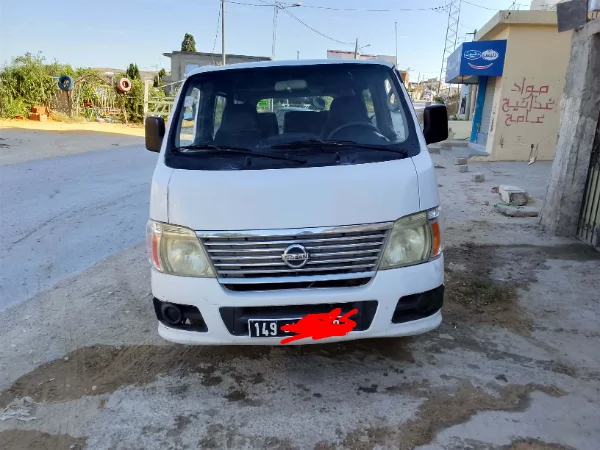 Nissan Autres -  Nissan Urvan 3.0 Di VX –  2011