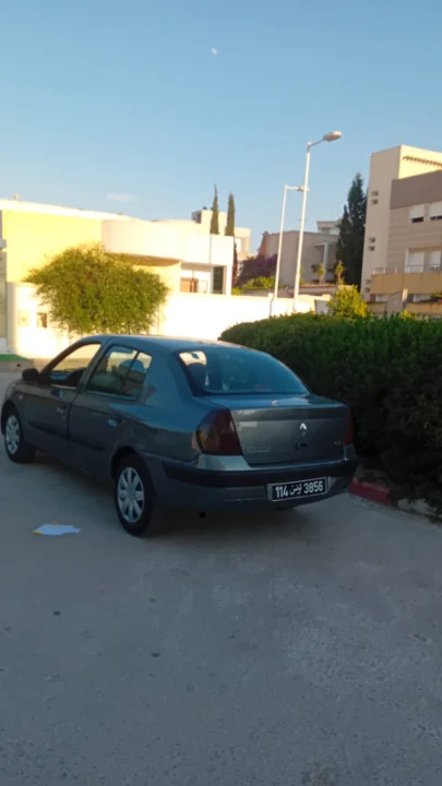 Renault Clio - Photo 8