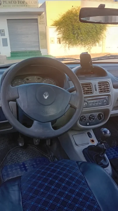 Renault Clio - Photo 2