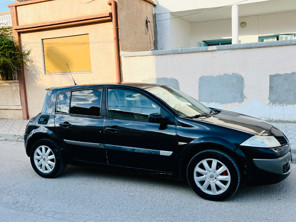 Renault Megane - Photo 3