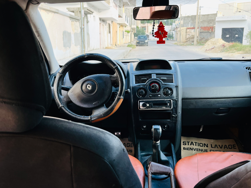 Renault Megane - Photo 2