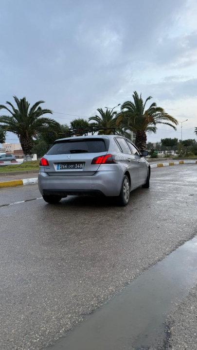 Peugeot 308 - Photo 8