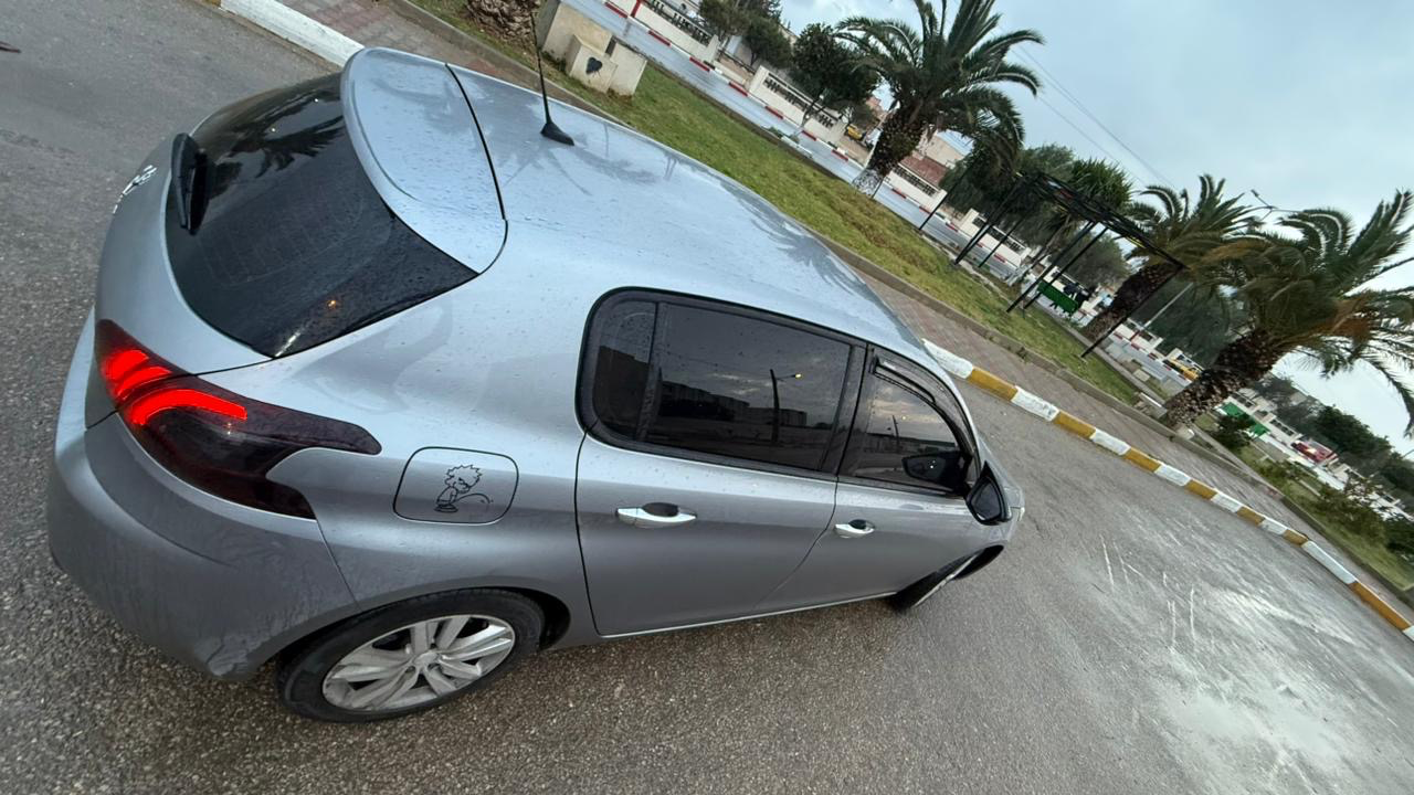 Peugeot 308 - Photo 6