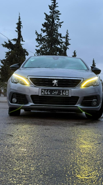 Peugeot 308 2019 Diesel 230 km Kasserine