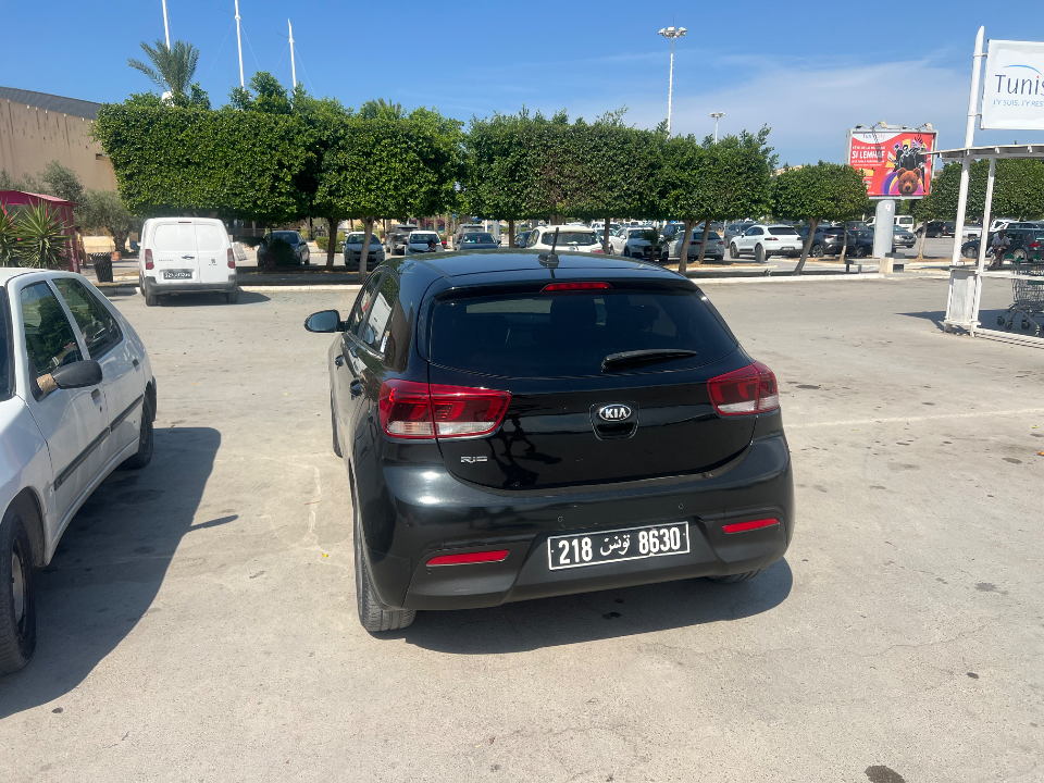 Kia RIO - Photo 6