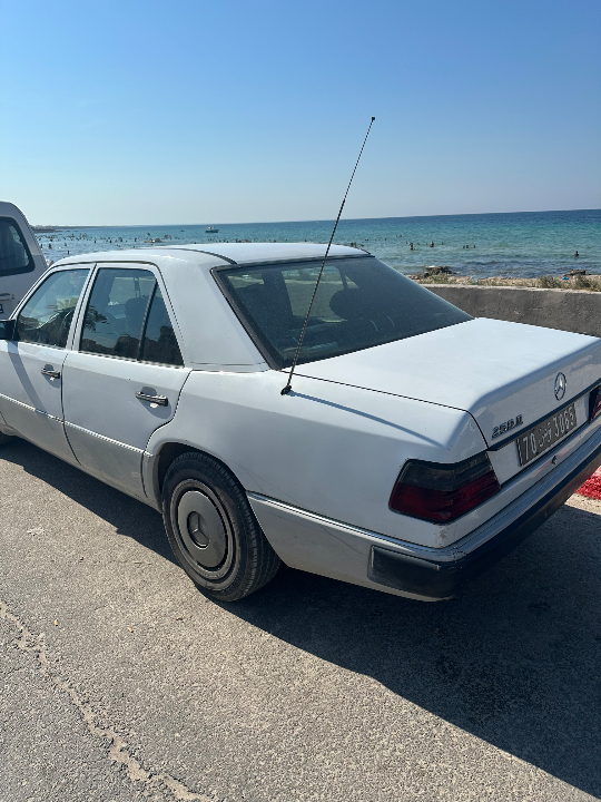 Mercedes 250 - Photo 9