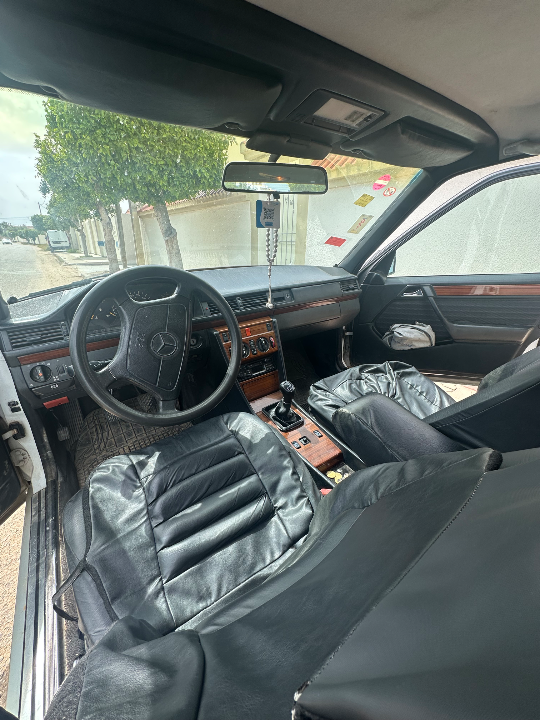 Mercedes 250 - Photo 6