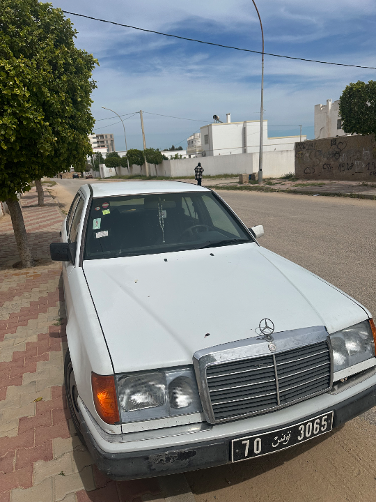 Mercedes 250 - Photo 2
