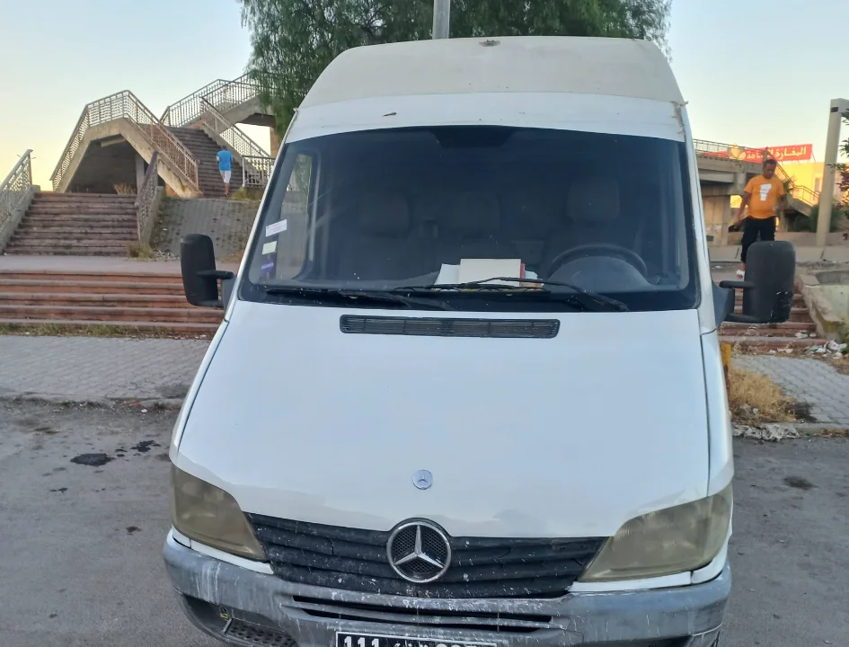Mercedes Sprinter - Photo 2