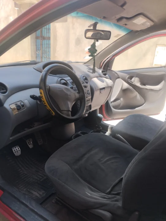 Toyota Yaris - Photo 5