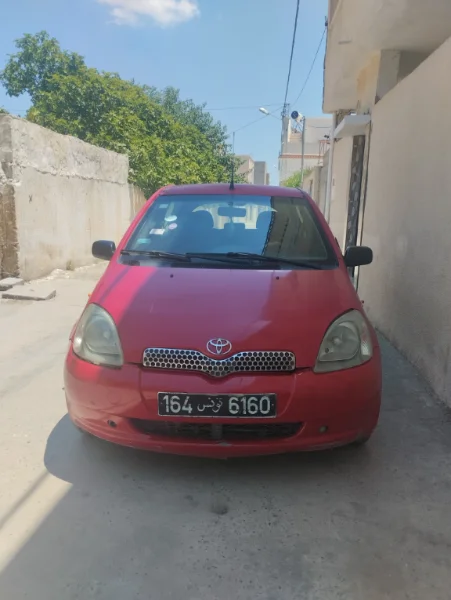 Toyota Yaris 2002 Essence 299 000 km Manouba