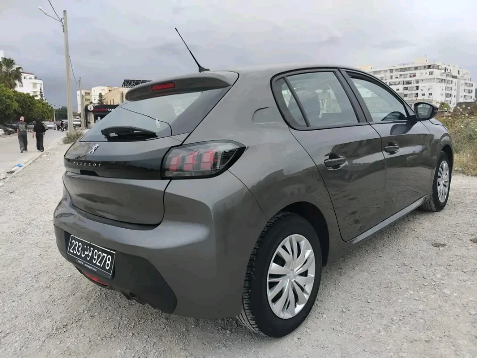 Peugeot 208 - Photo 5