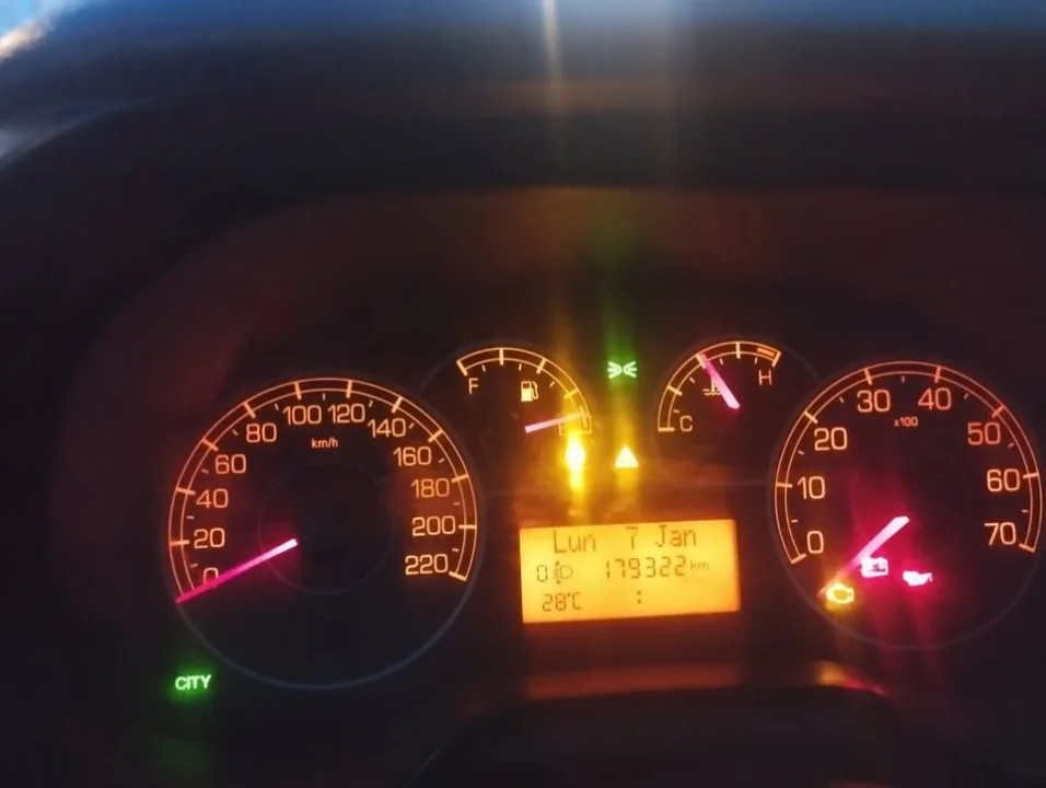 Fiat GRANDE PUNTO - Photo 6