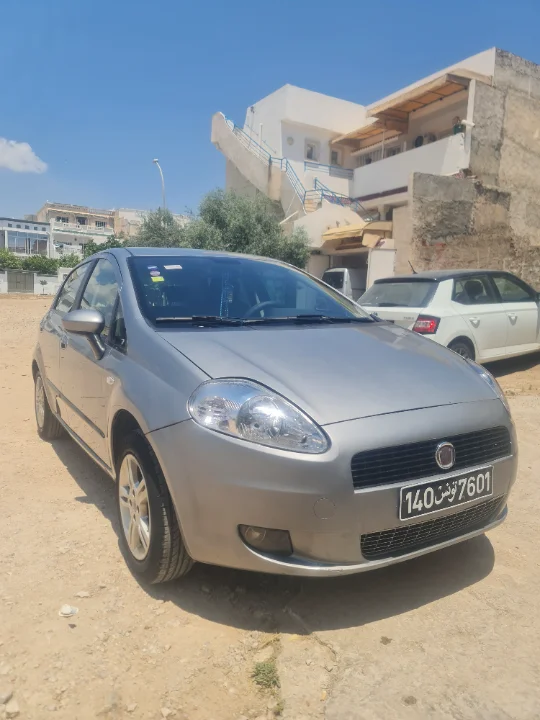 Fiat GRANDE PUNTO - Photo 6